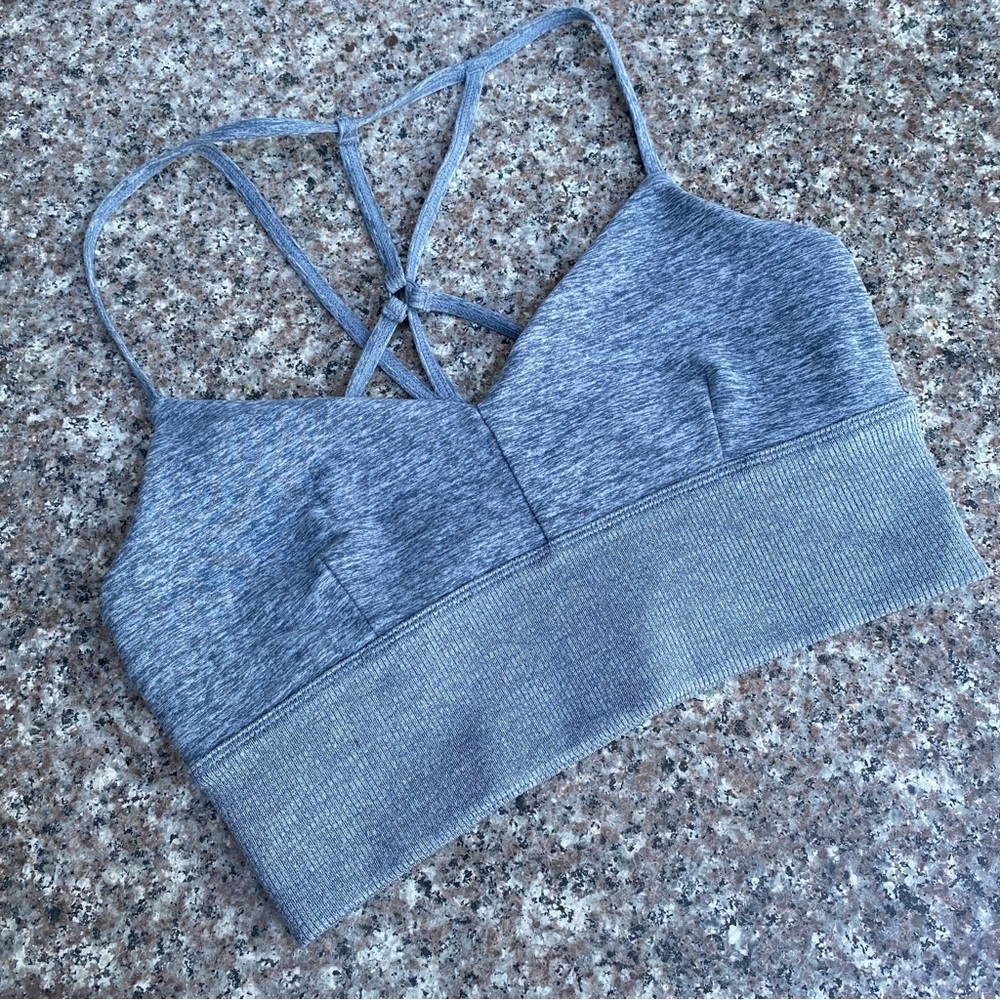 ALO yoga sports bra